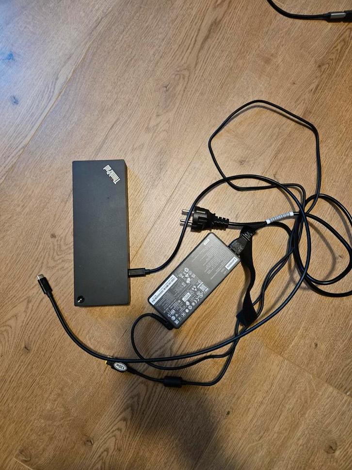 Lenovo ThinkPad Thunderbolt 3 Dock Gen 2, Computers en Software, Dockingstations, Gebruikt, Docking station, Laptop, Tablet, Telefoon