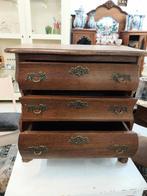 Mooi eiken kasje te koop, Ophalen, ., Zo goed als nieuw, .