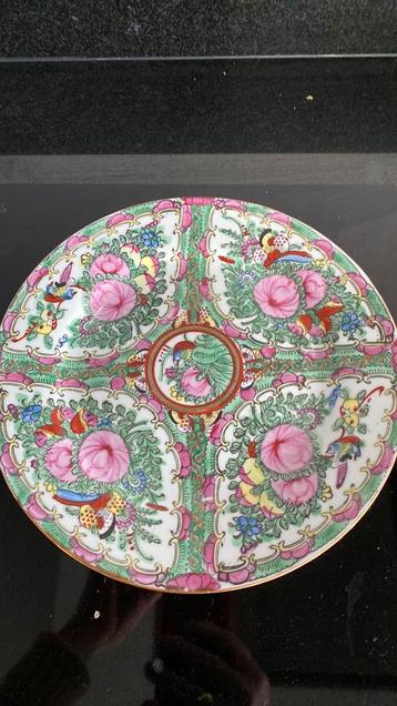 Gebakstel. Antiek beschikbaar voor biedingen