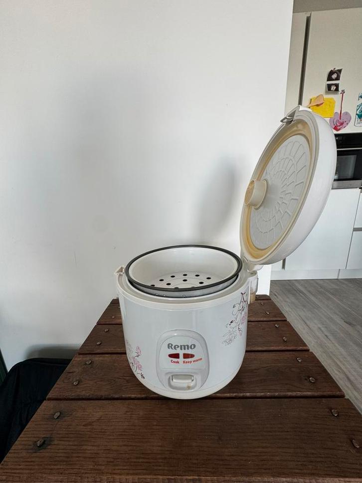 Rijstkoker te koop – €20, Witgoed en Apparatuur, Rijstkokers, Zo goed als nieuw, Ophalen