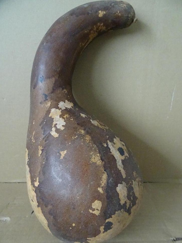 Afrikaanse kalebas shaker muziekinstrument 38cm vintage 1960, Muziek en Instrumenten, Percussie, Gebruikt, Overige soorten, Ophalen of Verzenden