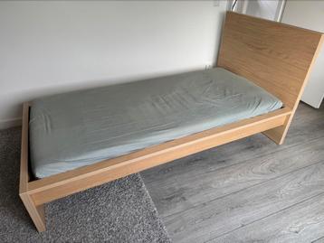Ikea bed MALM eieken - afbeelding 1