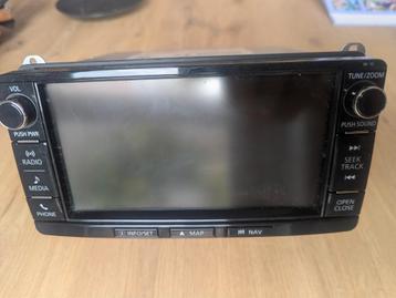 Radio media head unit Mitsubishi Outlander w15 beschikbaar voor biedingen