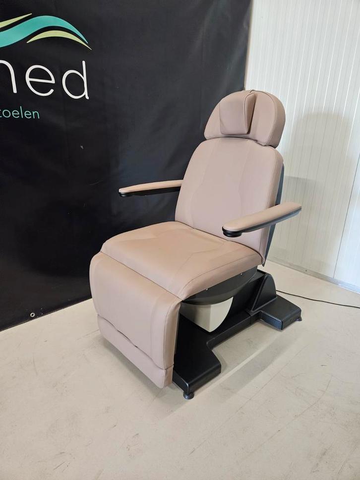 Volledig Elektrische behandelstoel Gharieni Topstaat, Sport en Fitness, Massageproducten, Zo goed als nieuw, Massagestoel of Kussen
