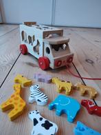 Houten trekvrachtwagen met dieren, Ophalen of Verzenden, Gebruikt, Rij- of Hobbelspeelgoed