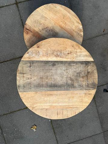 Mango salontafeltjes beschikbaar voor biedingen