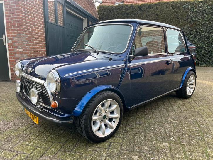 Mini hle mayfair 1983, Auto's, Oldtimers, Particulier, Mini, Benzine, Hatchback, Handgeschakeld, Origineel Nederlands, Blauw, Blauw