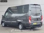 Iveco Daily 35S18 3.0L Automaat L2H2 3,5t Trekhaak 180PK ACC, Auto's, Bestelauto's, Automaat, Stof, Gebruikt, Euro 6
