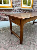 Antieke Franse eettafel, Ophalen