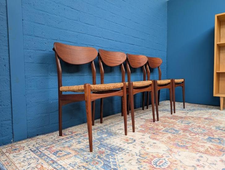 4x vintage stoelen, Nederland, jaren '60, Huis en Inrichting, Stoelen, Gebruikt, Vier, Hout, Riet of Rotan, Bruin, Ophalen