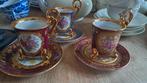 Antieke kopjes met rozenmotief, Antiek en Kunst, Antiek | Servies compleet, Ophalen of Verzenden