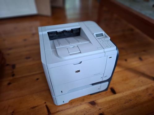 HP printer laserJet P3015, Computers en Software, Printers, Gebruikt, Printer, Laserprinter, Zwart-en-wit printen, Ophalen