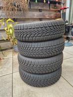 Dunlop Winterbanden. 175/65/R14 zo goed als nieuw!, Ophalen