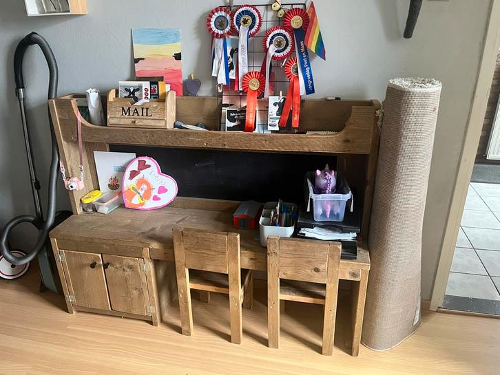 Houten Speelmeubel / Bureau met Stoelen, Huis en Inrichting, Bureaus, Gebruikt, Bureau, Ophalen