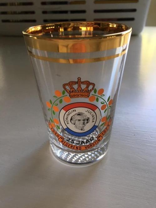 bekers, glaasje, blik van koninklijk huis uit vers. jaren, Verzamelen, Koninklijk Huis en Royalty, Zo goed als nieuw, Servies