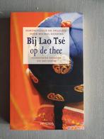 Michel Dijkstra - Bij Lao Tse op de thee, Achtergrond en Informatie, Spiritualiteit algemeen, Ophalen of Verzenden, Zo goed als nieuw