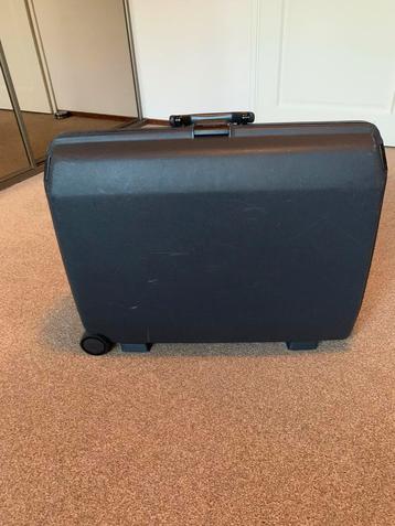 Twee koffers Samsonite, donkerblauw beschikbaar voor biedingen