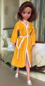 Vintage badjas, badpak, slippers voor Fleur, Sindy excl. pop, Verzamelen, Poppen, Ophalen of Verzenden, Gebruikt, Kleertjes