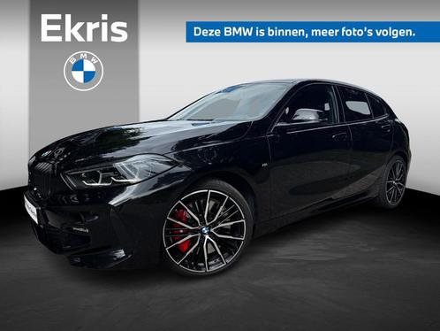 BMW 1 Serie 118i Glazen panoramadak | BMW Head-Up Display |, Auto's, BMW, Bedrijf, Te koop, 1-Serie, Achteruitrijcamera, Airbags