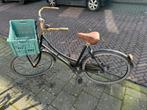 Damesfiets met kratje, Ophalen, Gebruikt