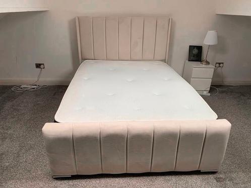 elegant bedframe verkrijgbaar in meerdere maten, Huis en Inrichting, Slaapkamer | Beddengoed, Nieuw, Tweepersoons, Wit, Verzenden