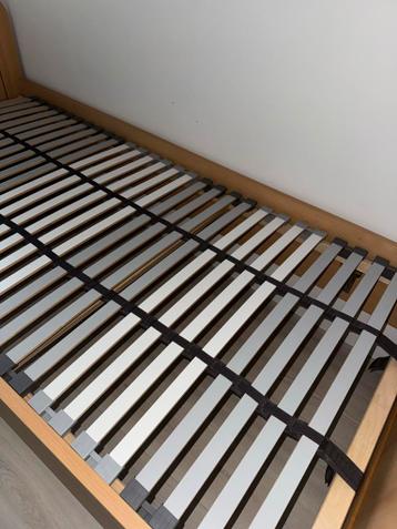 Eenpersoonsbed 90x200 met lattenbodem - afbeelding 2