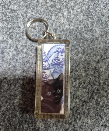 Zwarte kat sleutelhanger  beschikbaar voor biedingen