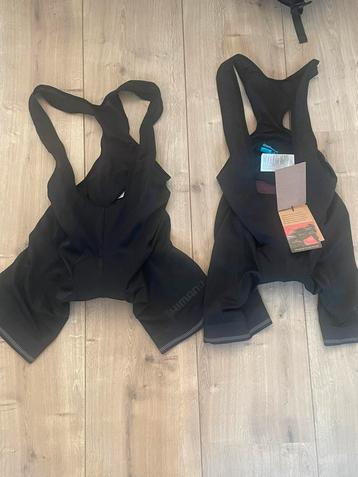 2x Shimano hikari bib shorts maat M beschikbaar voor biedingen
