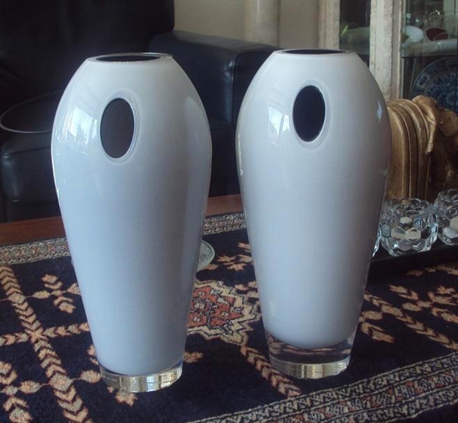 Carina Riezebos, Belly Button vaas, genummerd, gesigneerd 2x, Antiek en Kunst, Antiek | Glas en Kristal, Ophalen of Verzenden