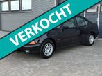 BMW 5-serie 523i Executive NWE APK - NETTE AUTO - RIJDT GOED, Auto's, 65 €/maand, Achterwielaandrijving, Gebruikt, Zwart