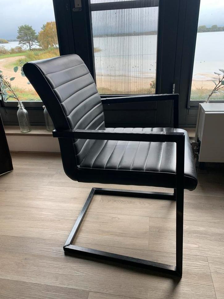 6 Stoere Eetkamerstoelen met Armleuning, Huis en Inrichting, Stoelen, Gebruikt, Vijf, Zes of meer stoelen, Metaal, Zwart, Ophalen