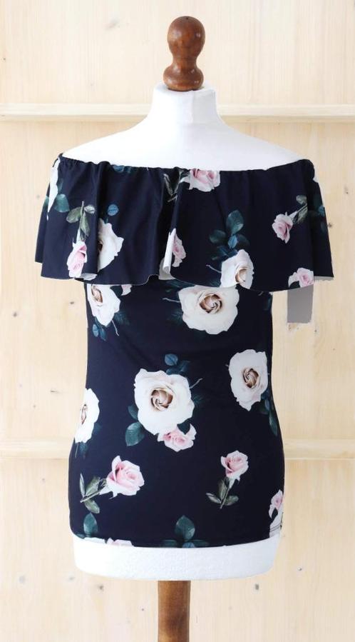 Volant carmenhals shirt, donkerblauw 1 maat (36/40) Nieuw, Kleding | Dames, Tops, Nieuw, Maat 38/40 (M), Blauw, Zonder mouw, Ophalen of Verzenden