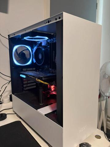 Gaming pc beschikbaar voor biedingen