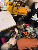 I am selling a lot of things. Send me message for more info, Ophalen of Verzenden, Zo goed als nieuw