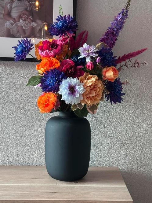 Vaas - Mat Zwart, Huis en Inrichting, Woonaccessoires | Kunstplanten en Kunstbloemen, Zo goed als nieuw, Binnen, Ophalen of Verzenden
