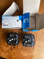 2x Busch-Dimmer 2250 U 600W, Doe-het-zelf en Verbouw, Elektra en Kabels, Ophalen of Verzenden, Nieuw, Schakelaar