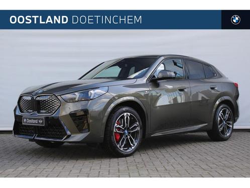 BMW iX2 eDrive20 M Sport / Sportstoelen / Adaptieve LED / M, Auto's, BMW, Bedrijf, Te koop, X2, Alarm, Bochtverlichting, Elektrische buitenspiegels