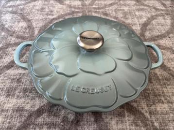 Le Creuset Bloem Bloesem Campagnard Sea Salt beschikbaar voor biedingen