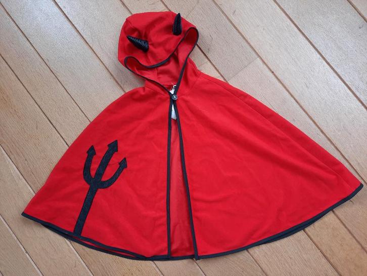 Cape Duivel Kind rood maat 116 - nieuw - Duiveltje, Kinderen en Baby's, Carnavalskleding en Verkleedspullen, Nieuw, Jongen of Meisje