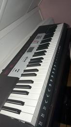 Casio keyboard, Muziek en Instrumenten, Piano's, Ophalen of Verzenden, Zo goed als nieuw, Zwart