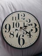 Riverdale Wandklok 35x35, Ophalen of Verzenden, Gebruikt, Analoog, Wandklok