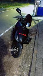 Zip 125cc geel kenteken, Fietsen en Brommers, Scooters | Piaggio, Ophalen, Zo goed als nieuw, Tweetakt, Zip