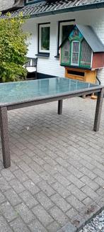 Rotan tuintafel met glazen blad, Tuin en Terras, Tuintafels, Ophalen of Verzenden, Gebruikt, Rechthoekig, Wicker