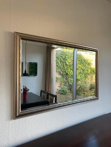 Spiegel, zilverkleurig 110x70 beschikbaar voor biedingen