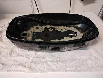 Suzuki DF4 DF5 DF6 Onderste Motorkap beschikbaar voor biedingen