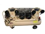 Hele flinke 230 Volt Compressor ,800 Liter per minuut !!, Doe-het-zelf en Verbouw, Compressors, Ophalen, 800 liter/min of meer