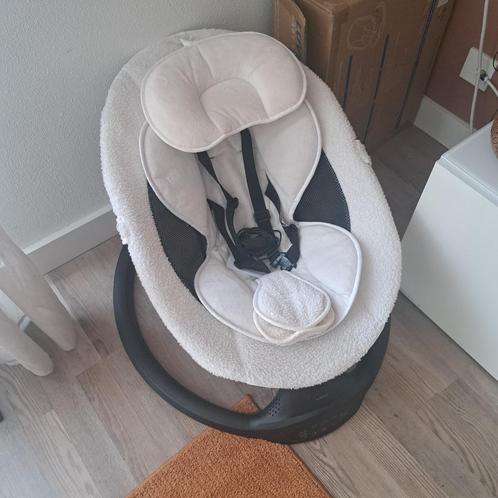 LUVION Baby Swing - Elektrische Babyschommel, Kinderen en Baby's, Wipstoeltjes, Zo goed als nieuw, Schommelstoel, Overige merken