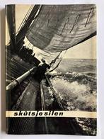 SKÛTSJESILEN. 1965. PLUS FOLDER SKÛTSJESILEN, 'T HUZUMER SKU, Verzenden, Zo goed als nieuw, Diverse schrijvers, Boot