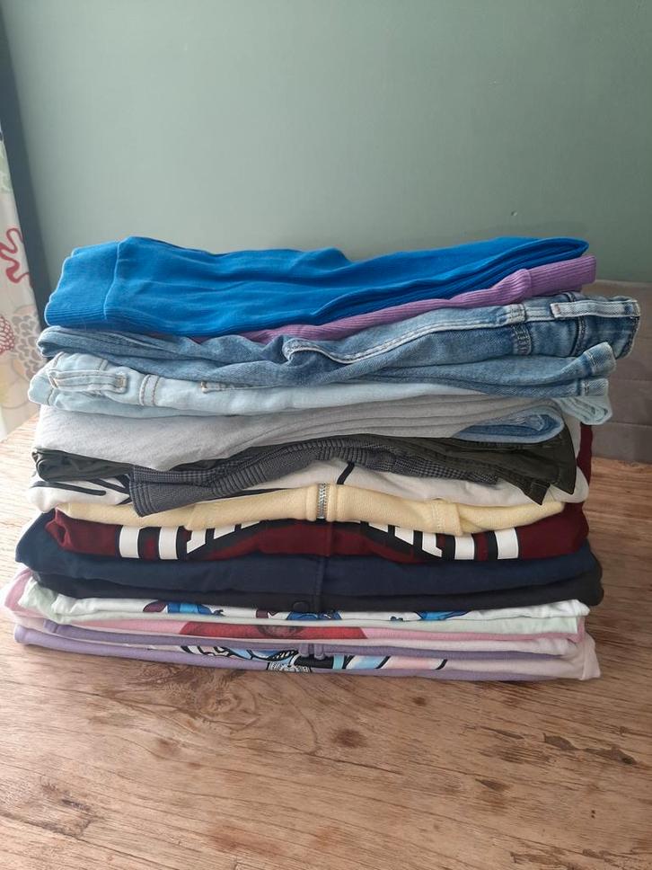 Kledingpakket maat 128/134 H&M en Zara, Kinderen en Baby's, Kinderkleding | Maat 128, Zo goed als nieuw, Meisje, Setje, Ophalen of Verzenden