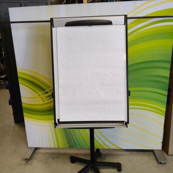 BI-OFFICE Mobiele flipover en magneetbord beschikbaar voor biedingen